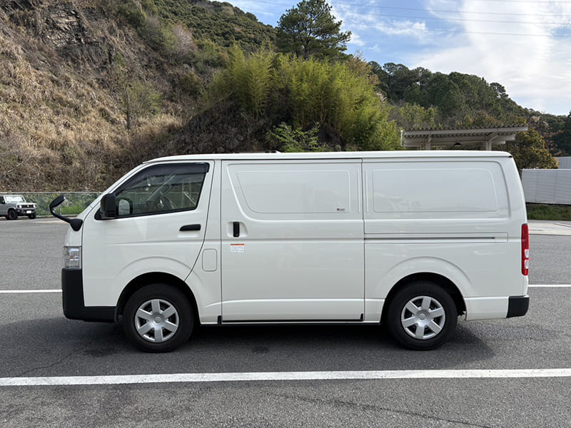冷蔵ハイエースバン②